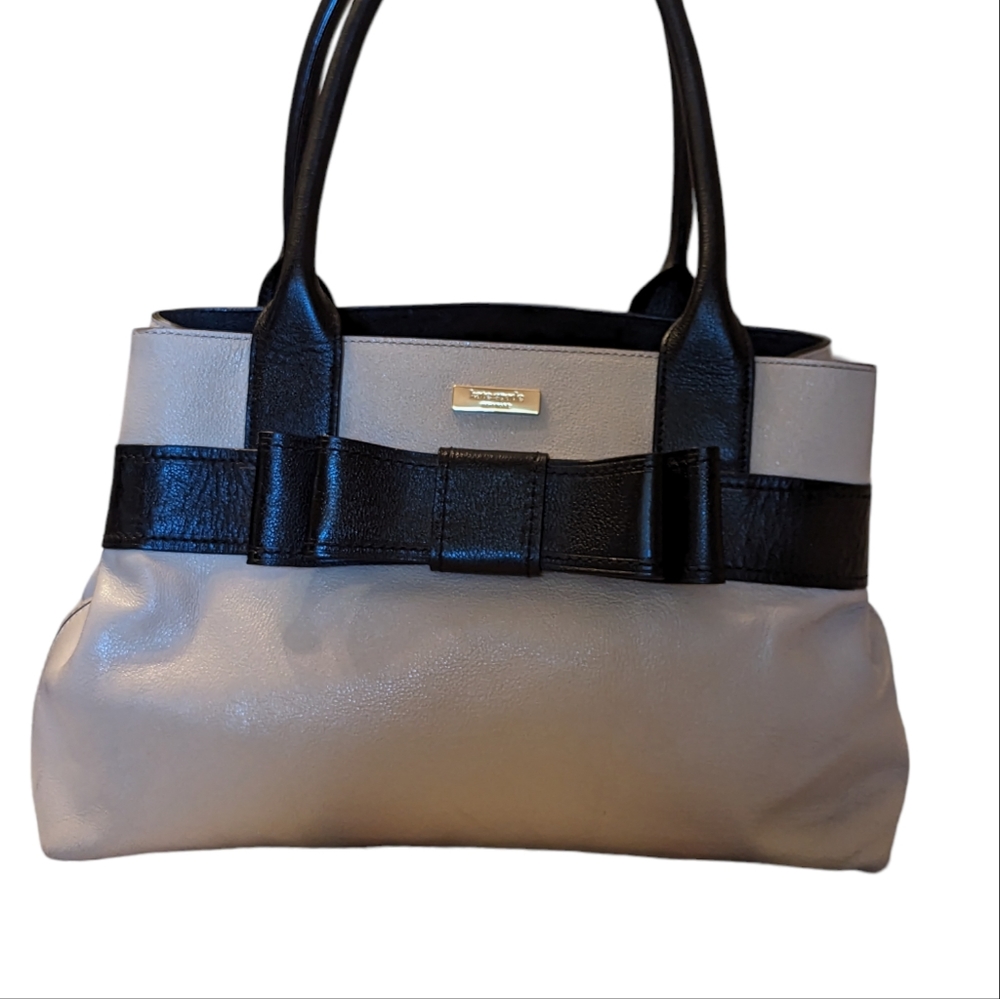 KATE SPADE/ VILLABELLA QUINN AVENUE BLACK BEIGE BOW SHOULDER BAG